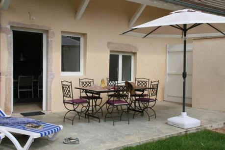 La Fontenelle - Lovely Holiday House With Swimming Pool Cuisery Eksteriør bilde